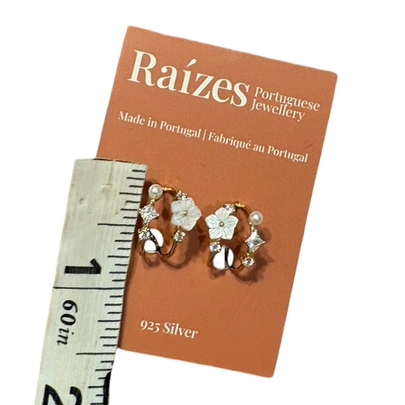 Raizes Portuguese Jewelry 925 Mother of Pearl Flower Earrings - Picture 5 of 5